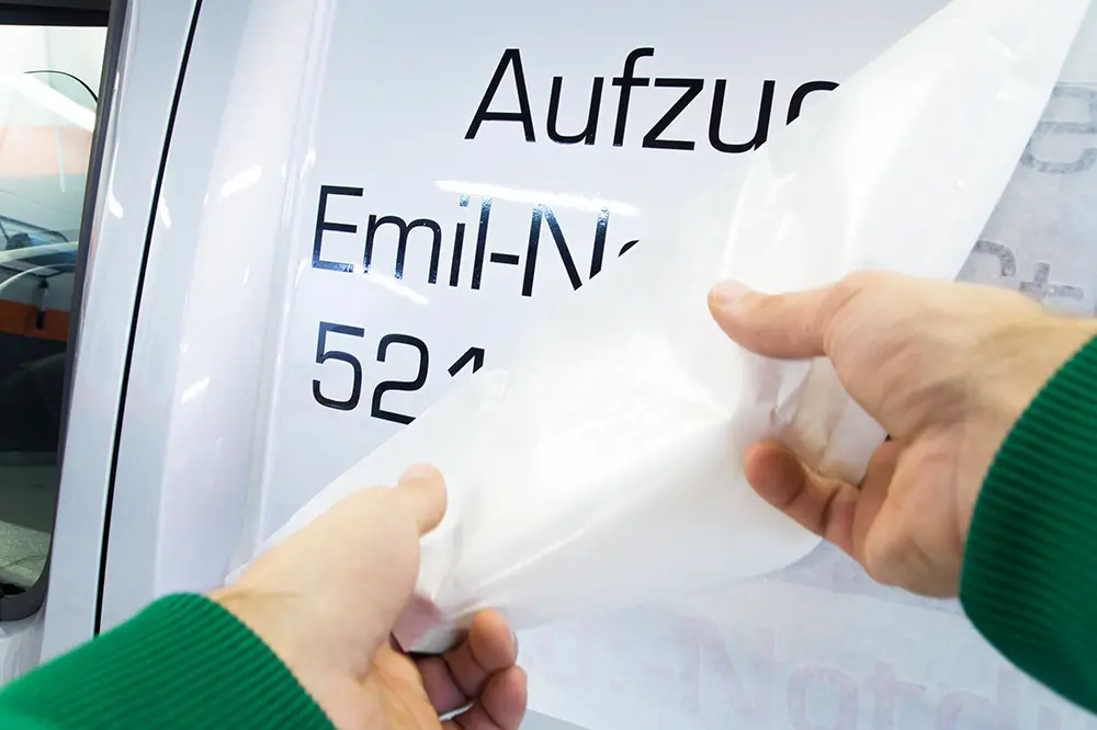 Autofolie, Autobeschriftung